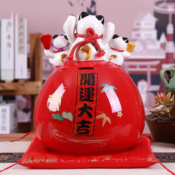 Grand Daruma Maneki Neko