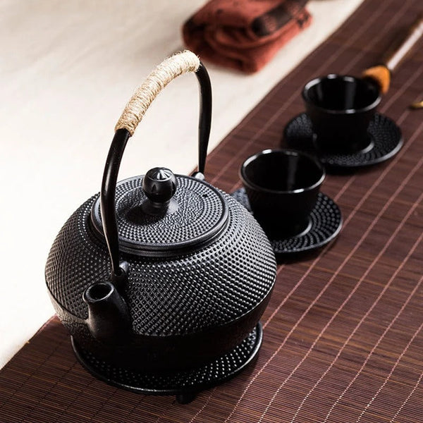 Théière Japonaise en Fonte