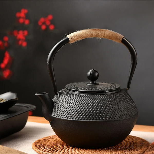 Théière Japonaise en Fonte