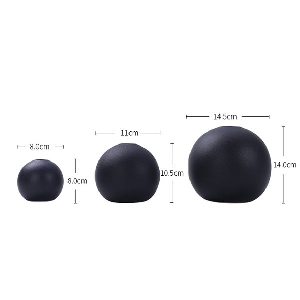 Vase Noir Design