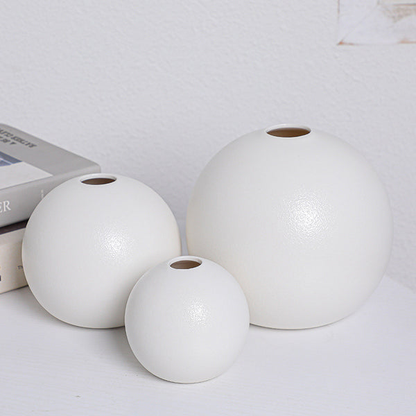Vase Noir Design